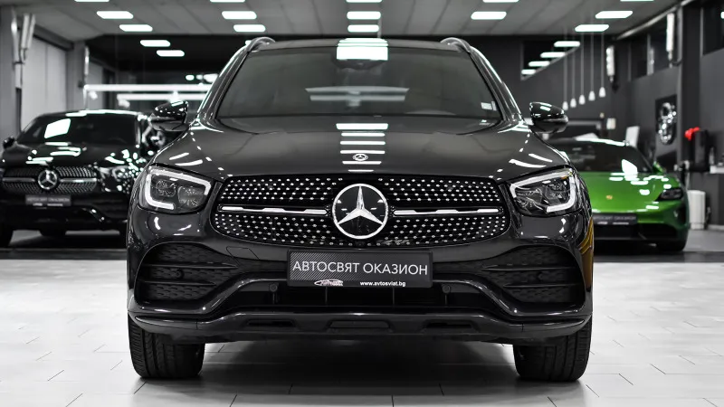 Mercedes-Benz GLC 300 e AMG Line 4MATIC Image 2