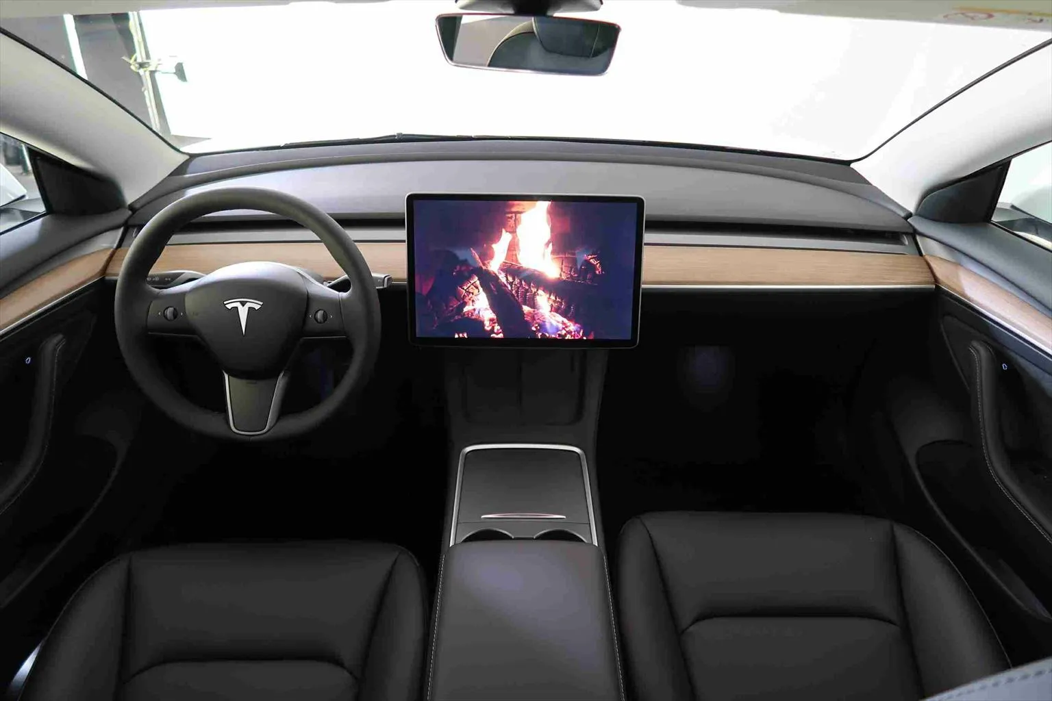 Tesla Model 3 Long Range Dual AWD  Image 6