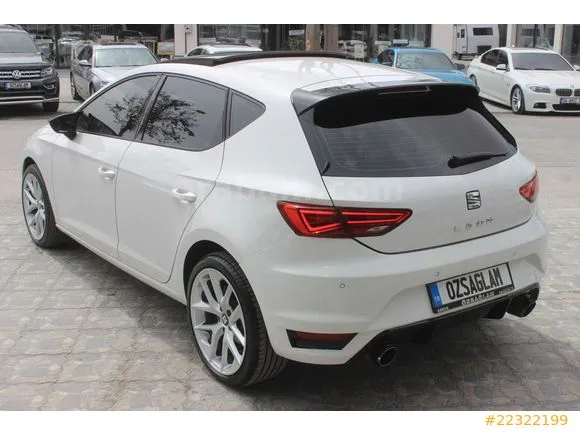 Seat Leon 1.6 TDI Style Image 5